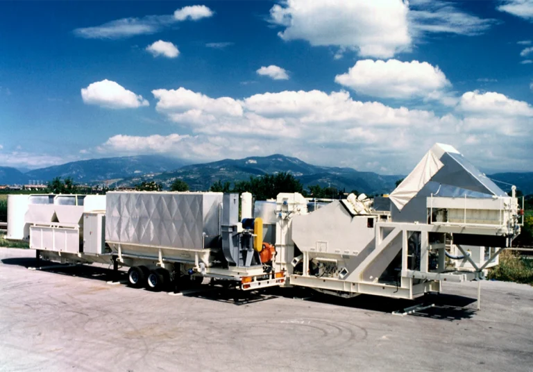 P033_HeroProduct-desktop